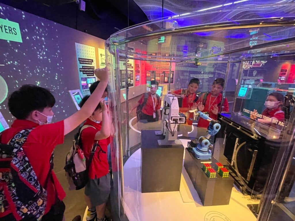 40d766cc 25e4 4c86 8187 34449e284a80 13